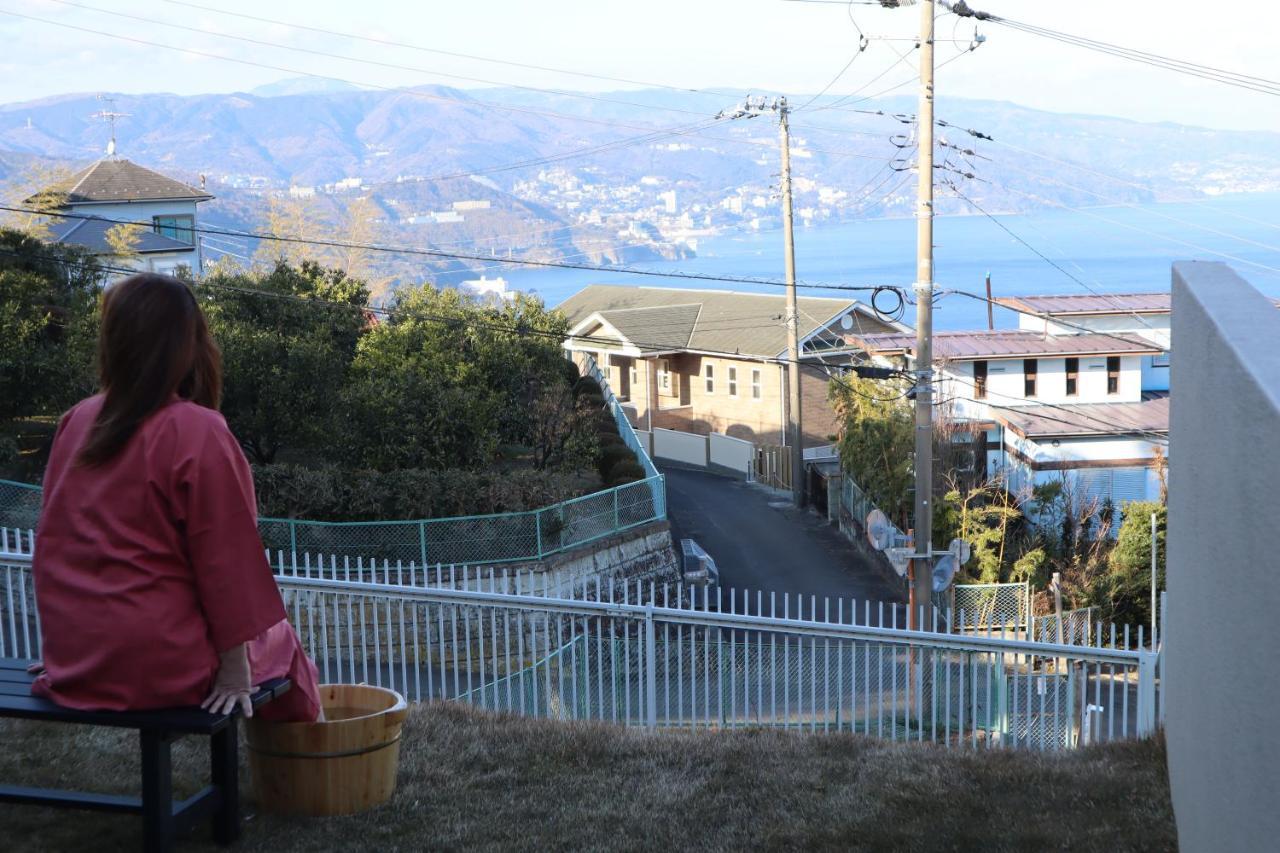 熱海の海が一望できる温泉付貸別荘 満月あじろ Mitsukiajiro Atami  Eksteriør bilde